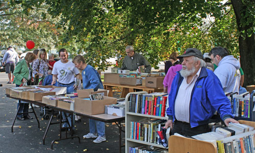 Post image for Library accepting books, baked goods, and volunteers for annual Heritage Day sale