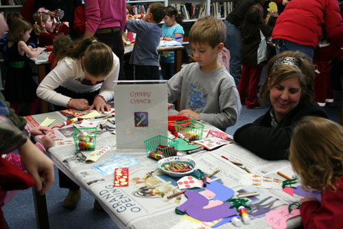 Post image for Holiday fun at the Southborough Library this weekend