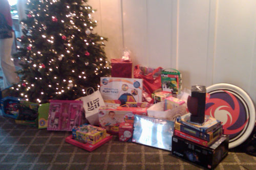 Post image for Local company collects toys to make kids ‘smile’