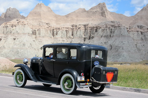 Post image for In the media: Southborough couple driving to Vancouver in vintage automobile