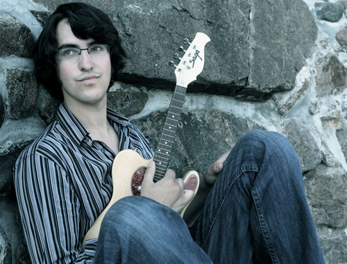 Post image for Marlborough native to perform at Steeple Coffeehouse on Saturday