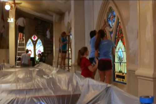 Post image for Pilgrim Church Youth Group repairs churches in New York during annual mission