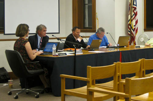 Post image for Town Meeting makes historic decision to expand Board of Selectmen