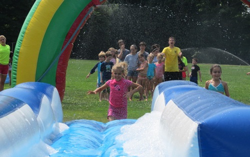 Post image for Give yourself a break and your kids some fun: Southborough Rec?s Summer programs