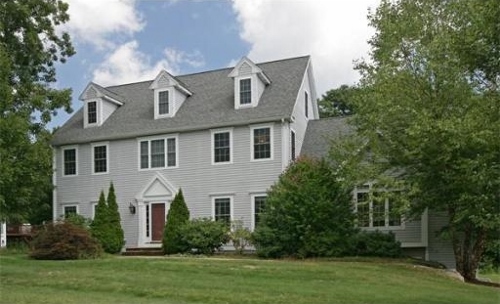 Post image for On the market this week in Southborough
