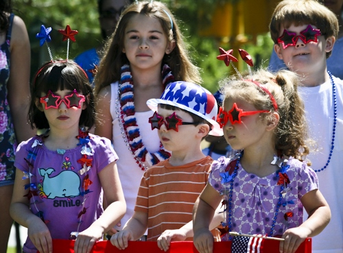 Post image for Annual 4th of July parade at the Library – Tuesday