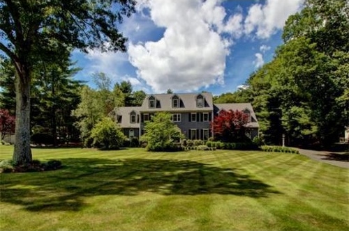 Post image for On the market this week in Southborough