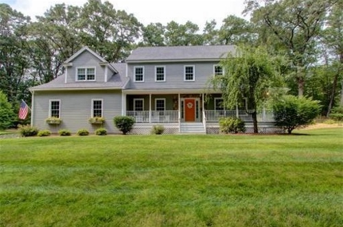 Post image for On the market this week in Southborough