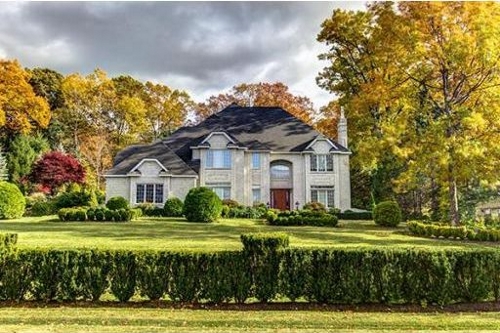 Post image for On the market this week in Southborough