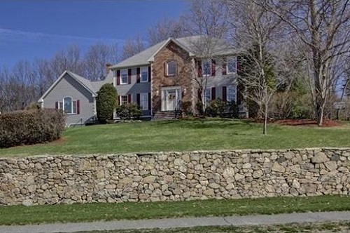 Post image for On the market this week in Southborough