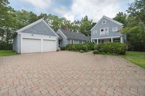 Post image for On the market this week in Southborough