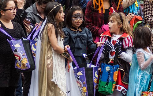 Post image for More Halloween festivities: Fun House, crafts & games, and concert for kiddies