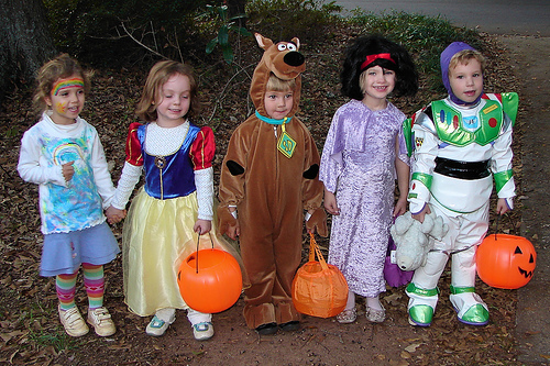 Post image for Events this week: Halloween fun, Neary Family Literacy Night, Author Night, Trail Cleanup and more