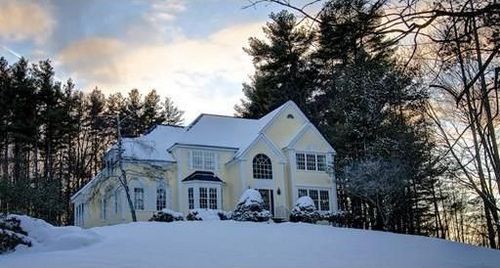 Post image for On the market this week in Southborough
