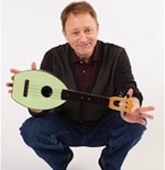 Post image for Fay School welcomes kids to join That Ukelele Man – September 17