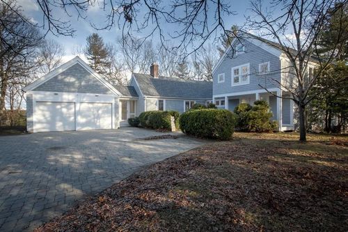 Post image for On the market this week in Southborough