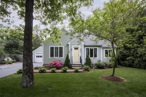 Post image for On the market this week in Southborough