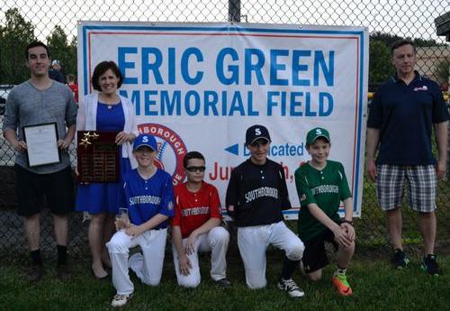 Post image for Sportsmanship memorialized: Little League awards 12 yr old and names Eric Green field