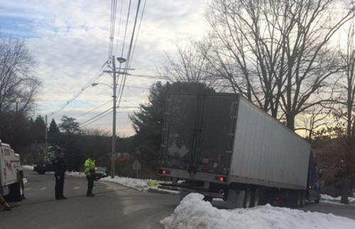 Post image for SWL: Selectmen to ask state for Truck Exclusion on Deerfoot and Parkerville