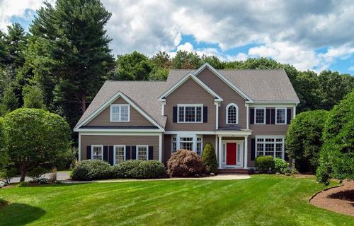 Post image for On the market this week in Southborough