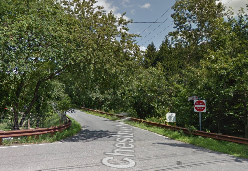 Post image for Selectmen greenlight a public hearing on Chestnut Hill Road changes