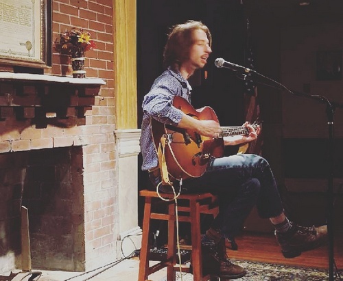 Post image for Derek Johnson (aka Derek Curtis) holding intimate hometown performance for a cause – December 22