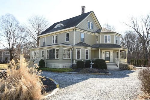 Post image for On the market this week in Southborough