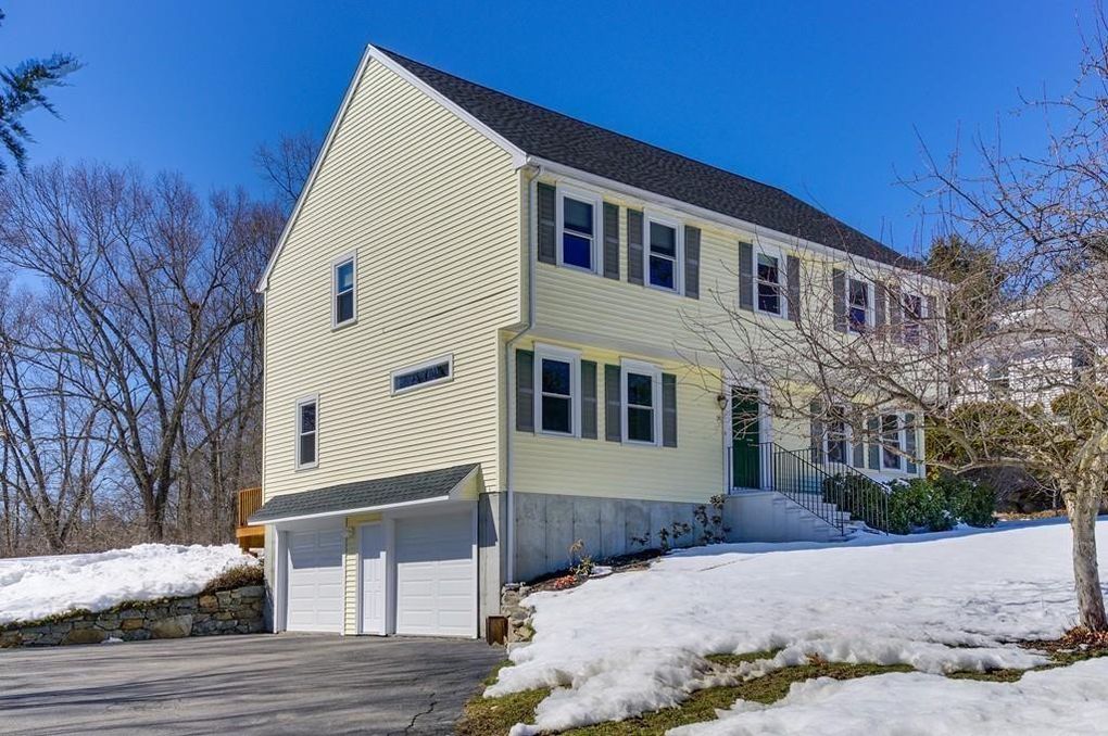 Post image for On the market this week in Southborough