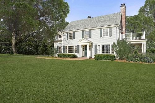 Post image for On the market this week in Southborough (Updated)