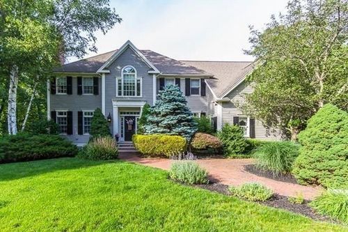 Post image for On the market this week in Southborough