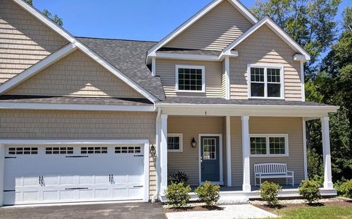 Post image for On the market this week in Southborough