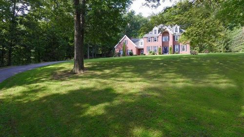 Post image for On the market this week in Southborough