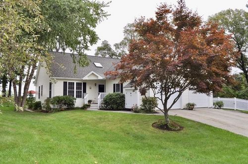 Post image for On the market this week in Southborough