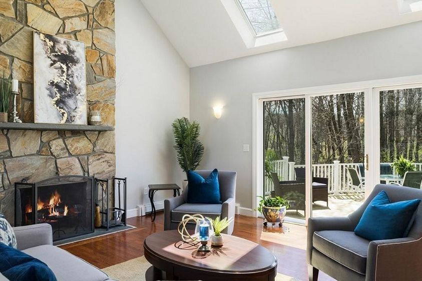 Post image for On the market this week in Southborough (Updated)