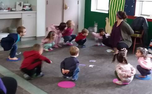 Post image for Preschool Story Time Yoga