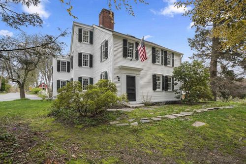 Post image for On the market this week in Southborough