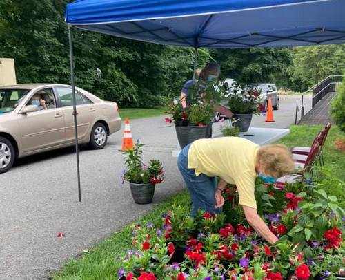 Post image for Senior Center launching Drive-thru programs for Friends