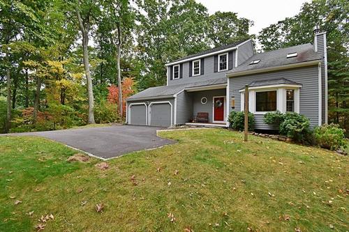 Post image for On the market this week in Southborough