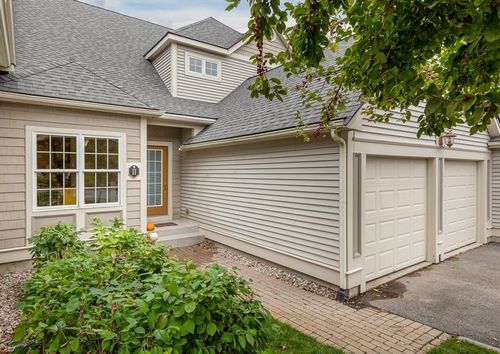 Post image for On the market this week in Southborough (Updated)