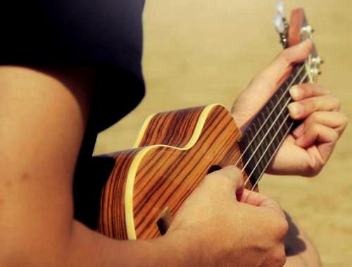 Post image for Learn to play the Ukelele – free zoom program for tweens and teens