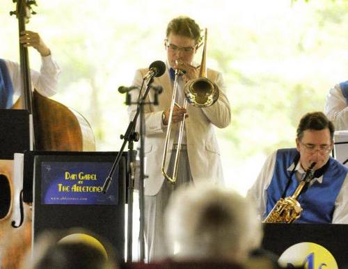 Post image for Dan Gabel and the Abletones’ “Little Big Band” to play tonight (Updated)