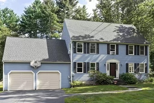 Post image for On the market this week in Southborough