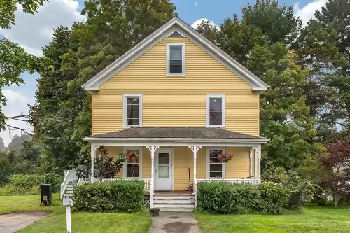 Post image for On the market this week in Southborough