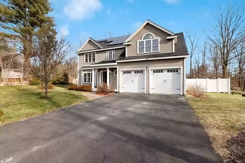 Post image for On the market this week in Southborough
